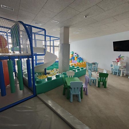 Hotel Optima Collection Miramar Czarnomorsk Zewnętrze zdjęcie