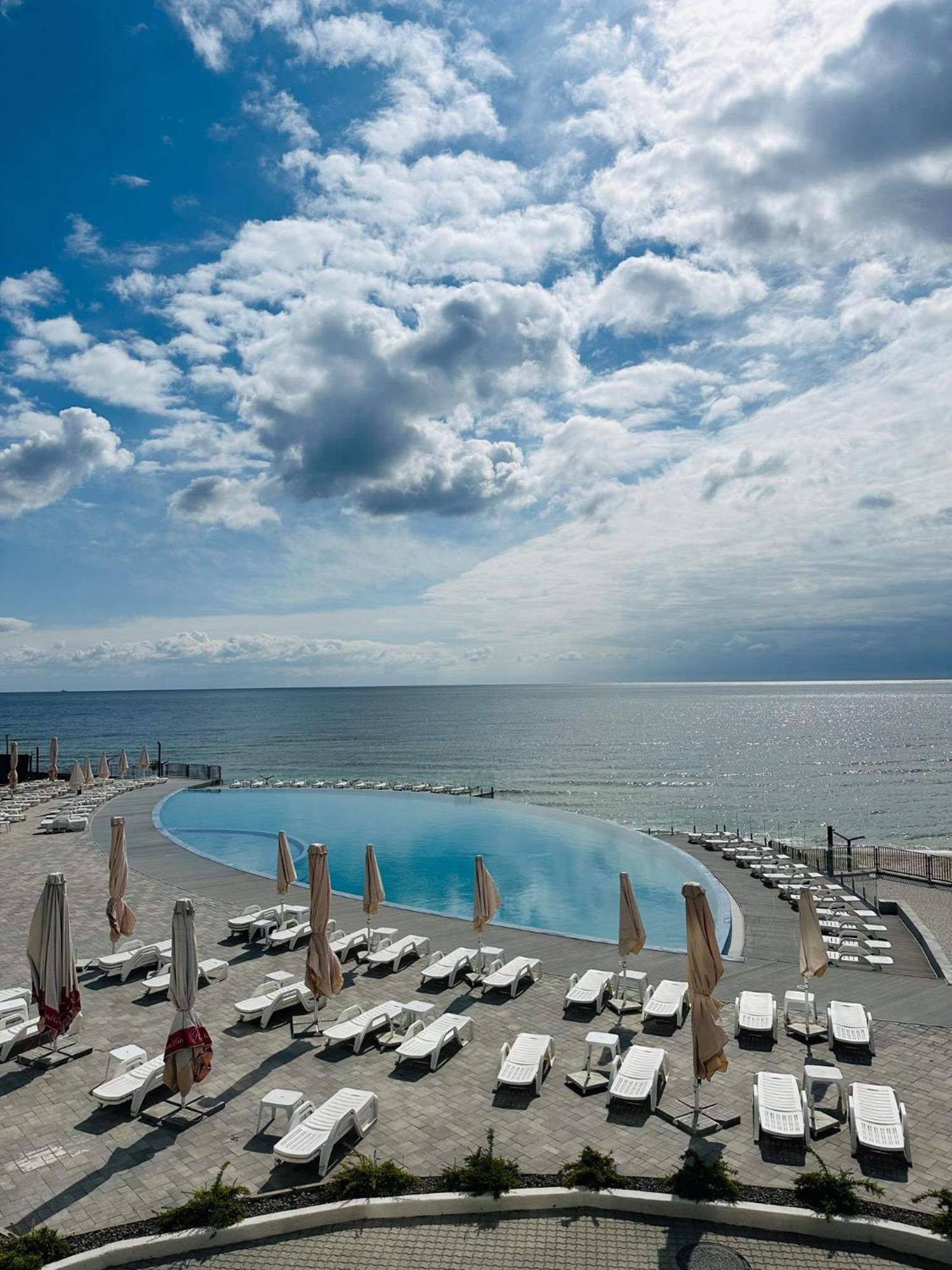 Hotel Optima Collection Miramar Czarnomorsk Zewnętrze zdjęcie