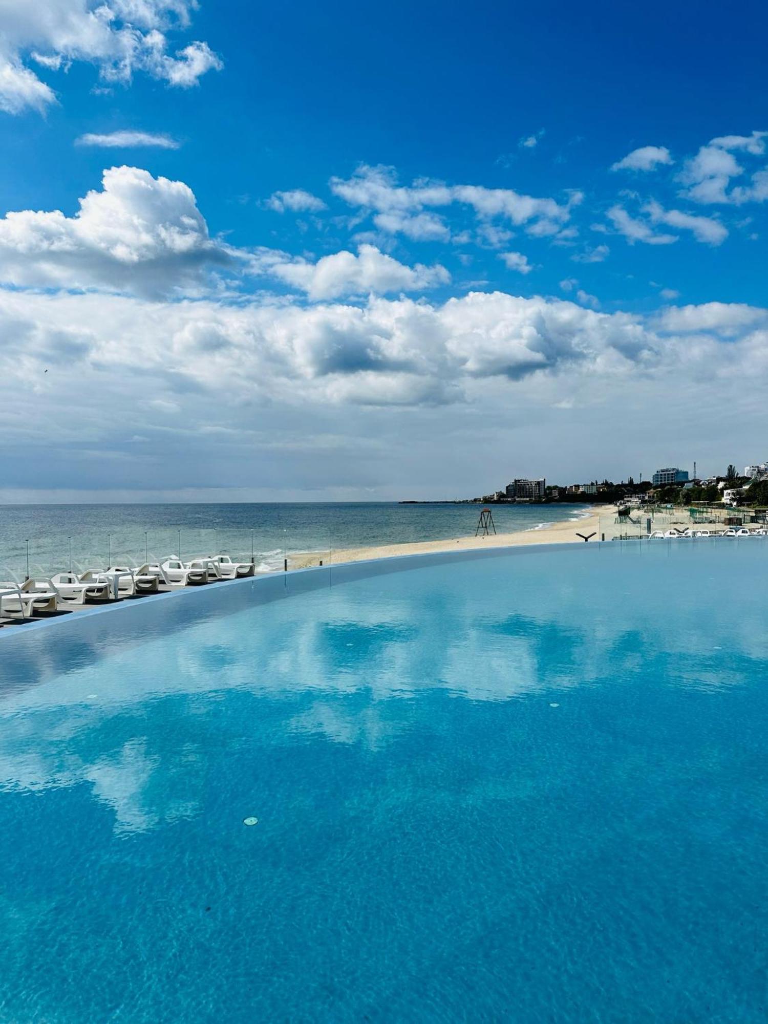 Hotel Optima Collection Miramar Czarnomorsk Zewnętrze zdjęcie