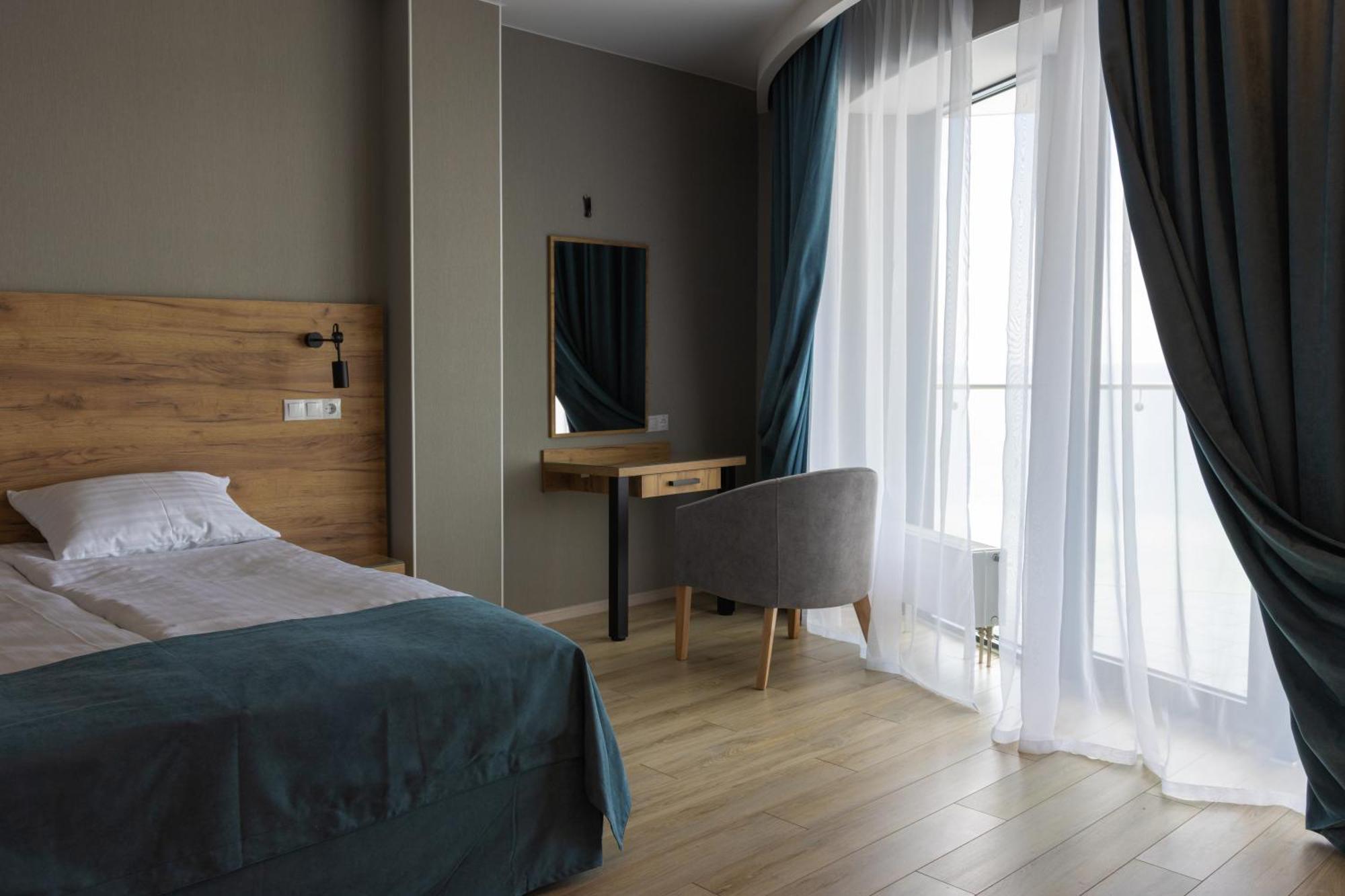 Hotel Optima Collection Miramar Czarnomorsk Zewnętrze zdjęcie