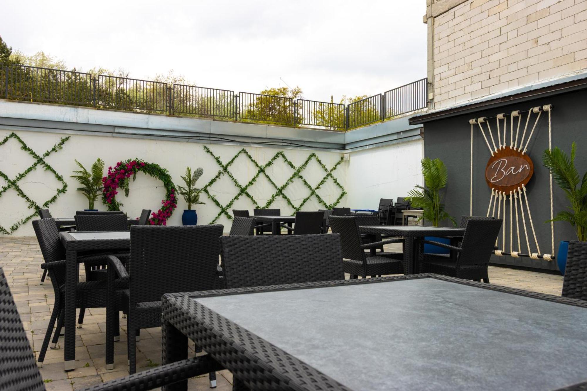 Hotel Optima Collection Miramar Czarnomorsk Zewnętrze zdjęcie